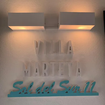 Bonito Con Piscina Y A Dos Pasos De La Playa アパート