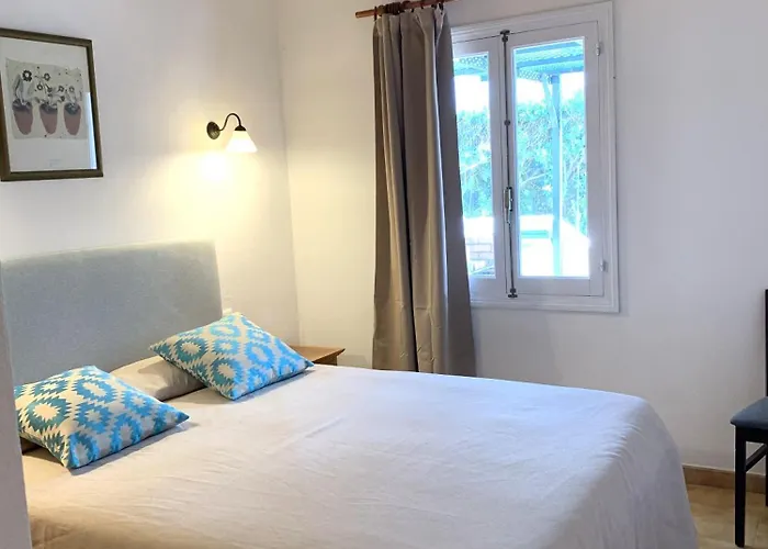 Bonito Con Piscina Y A Dos Pasos De La Playa Son Xoriguer