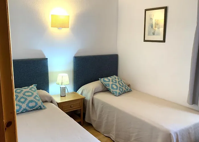 Bonito Con Piscina Y A Dos Pasos De La Playa Lejlighed