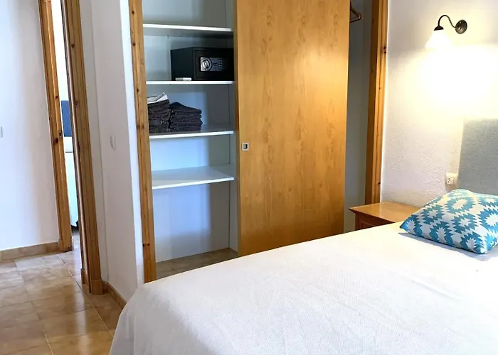 Bonito Con Piscina Y A Dos Pasos De La Playa