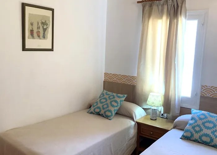 Bonito Con Piscina Y A Dos Pasos De La Playa Son Xoriguer